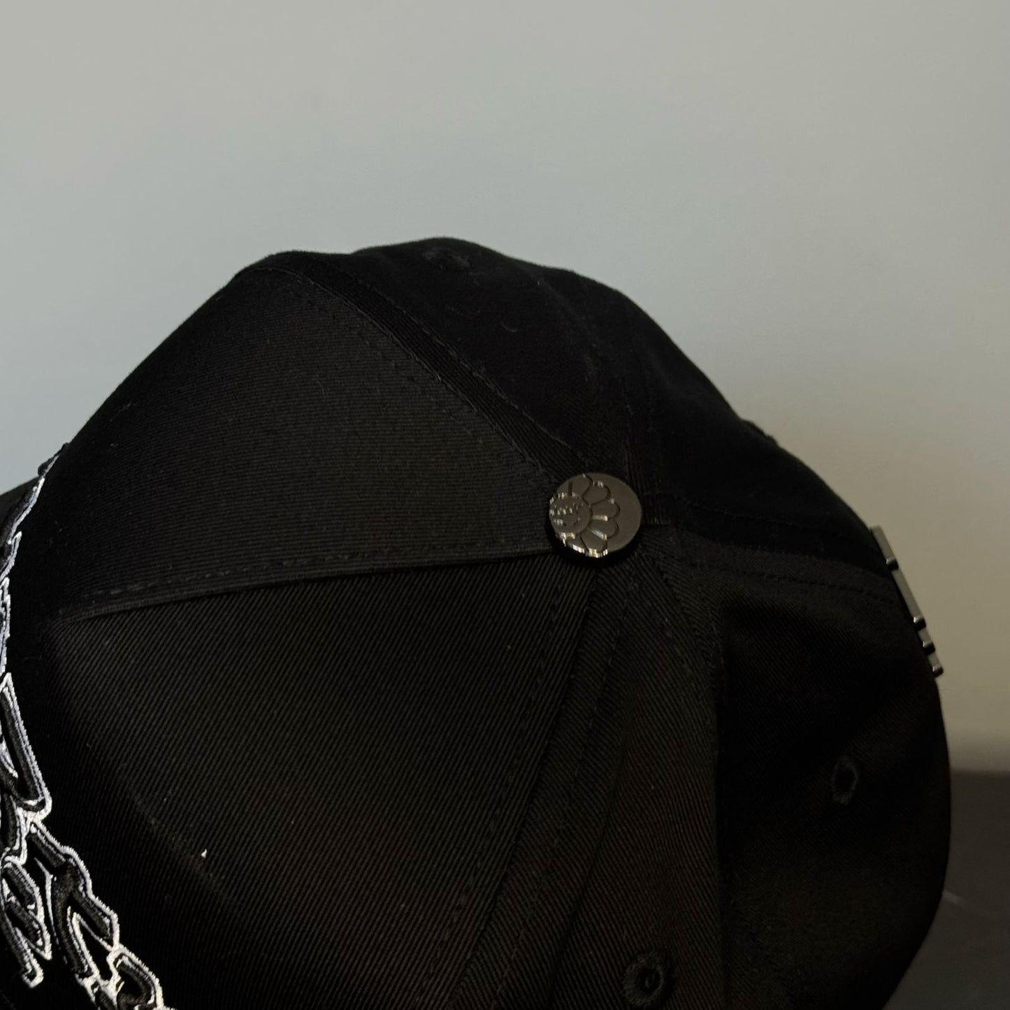 31 Hats - Murakami