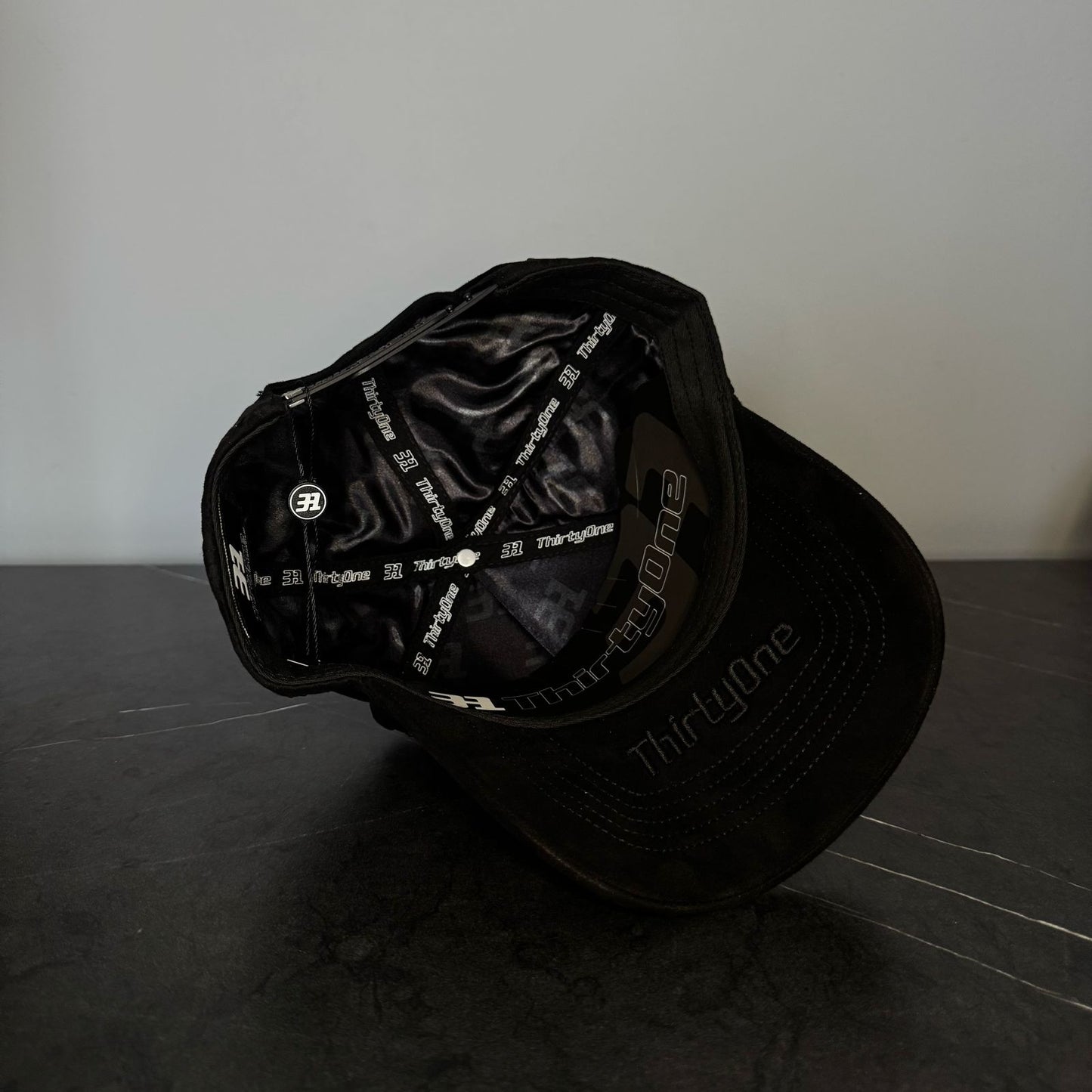 31 Hats - Murakami